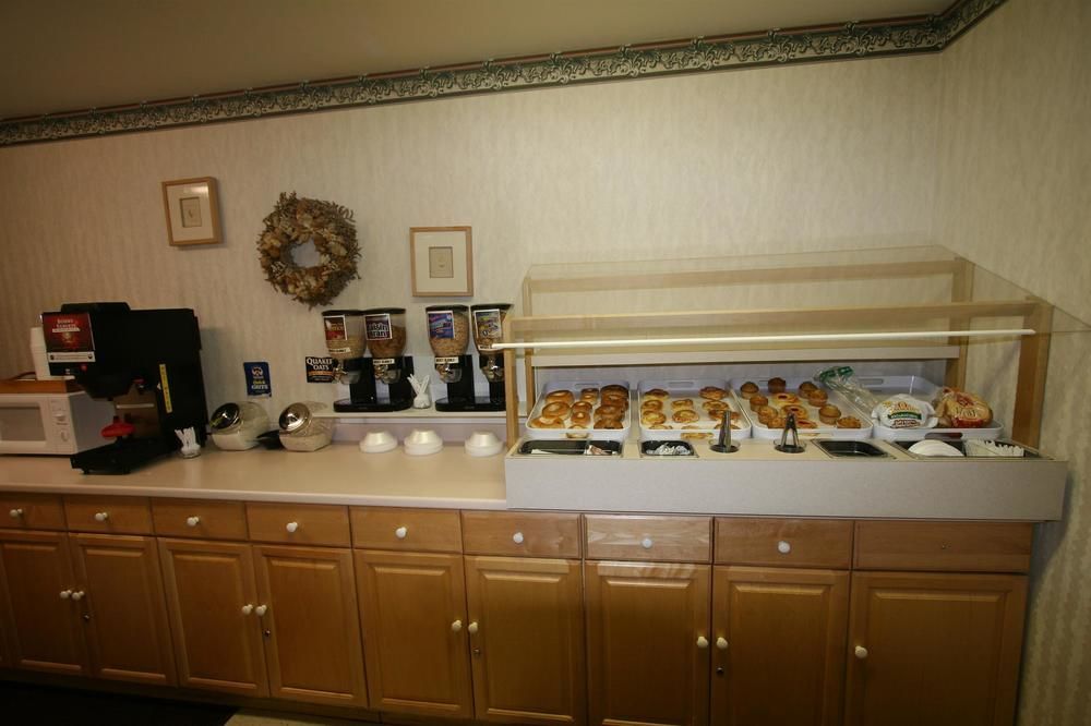 Centerway Hotel Buffalo Tonawanda Bagian luar foto