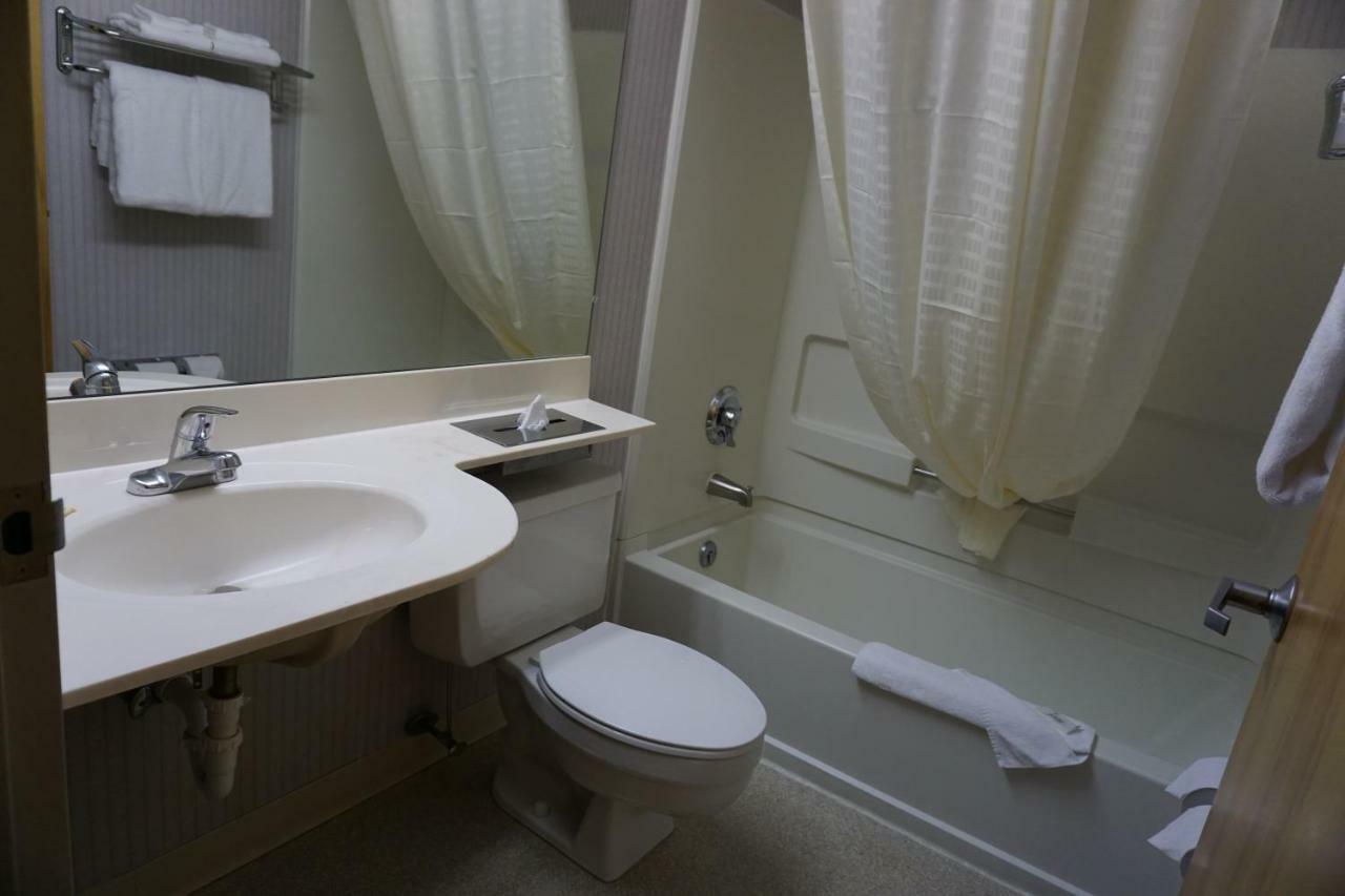 Centerway Hotel Buffalo Tonawanda Bagian luar foto