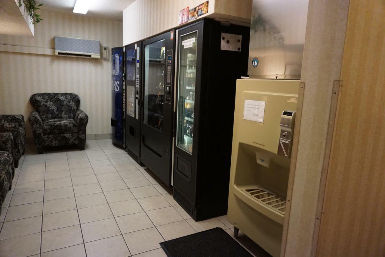 Centerway Hotel Buffalo Tonawanda Bagian luar foto